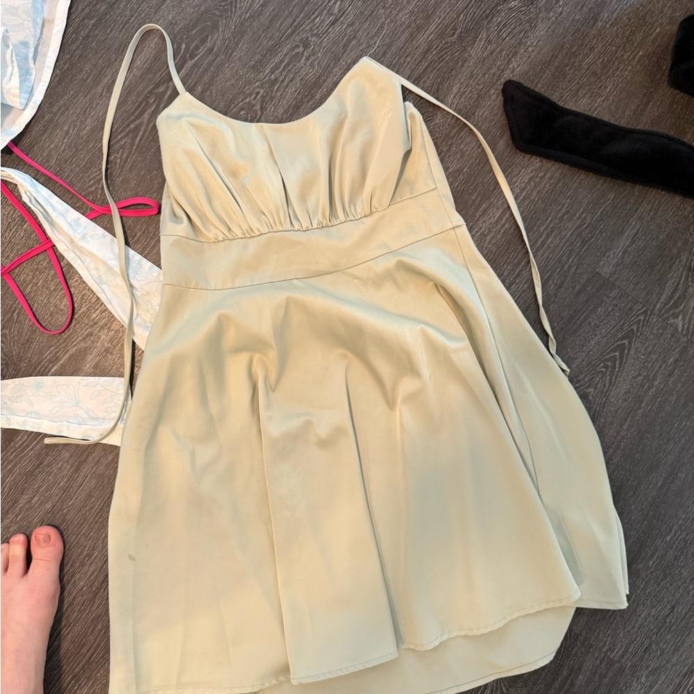 Elegant Cream Sleeveless Dress